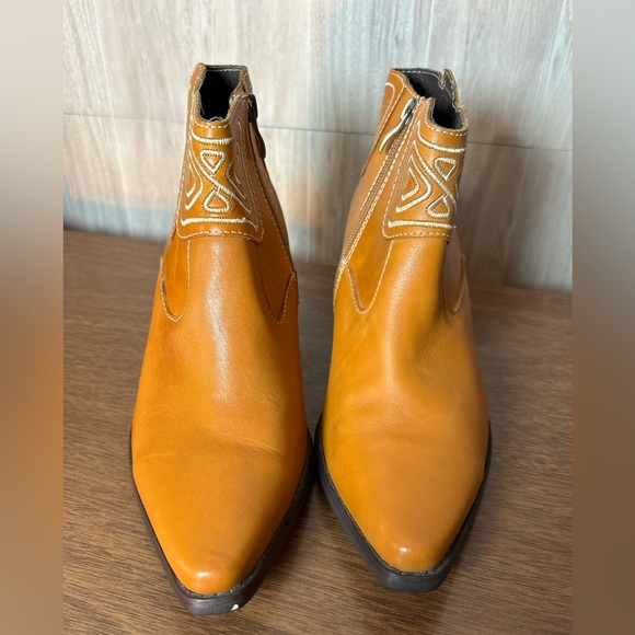 Spring Step Gamer Embroidered  Wester Leather Ankle Booties - Picture 6 of 10